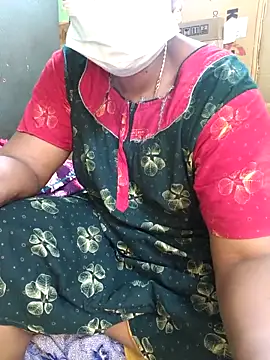 Snapshot of Tamilselviroja- chatting on 5, 12, 2025 Tamilselviroja- online show from 5, 12, 2025