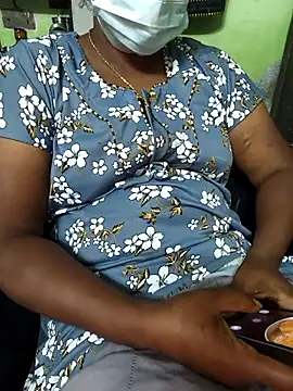 Snapshot of Tamilselviroja- chatting on 18, 1, 2026 Tamilselviroja- online show from 18, 1, 2026