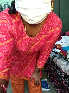 Snapshot of Tamilselviroja- chatting on 12, 2, 2026 Tamilselviroja- online show from 12, 2, 2026