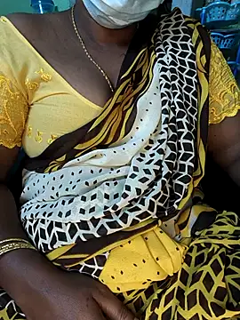 Snapshot of Tamilselviroja- chatting on 2, 3, 2026 Tamilselviroja- online show from 2, 3, 2026