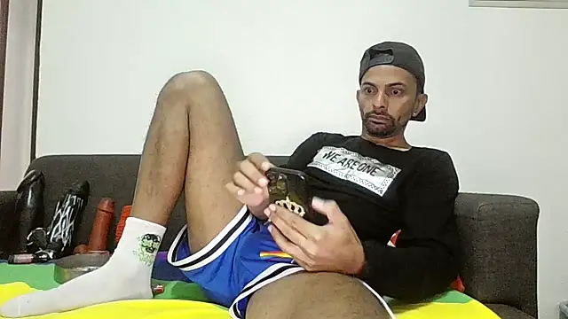 Snapshot of XxvanxX chatting on 9, 11, 2025 XxvanxX online show from 9, 11, 2025