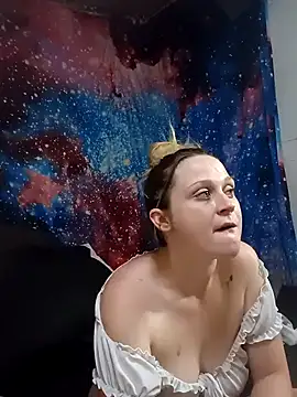 Queen2454 online show from 17, 3, 2026