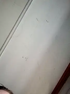 Queen2454 online show from 19, 4, 2026