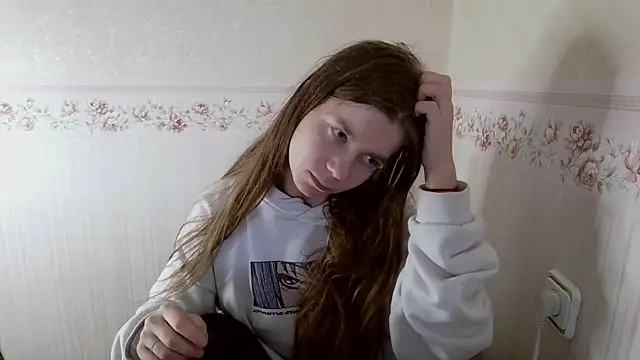 0nlyLola online show from 7, 11, 2025