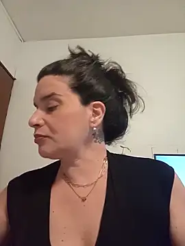 Snapshot of MoritaSalvaj chatting on 1, 10, 2025 MoritaSalvaj online show from 1, 10, 2025