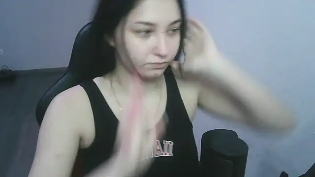 Snapshot of meow_woem chatting on 6, 11, 2025 meow woem online show from 6, 11, 2025