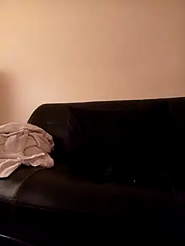 Wiw1 online show from 3, 10, 2025