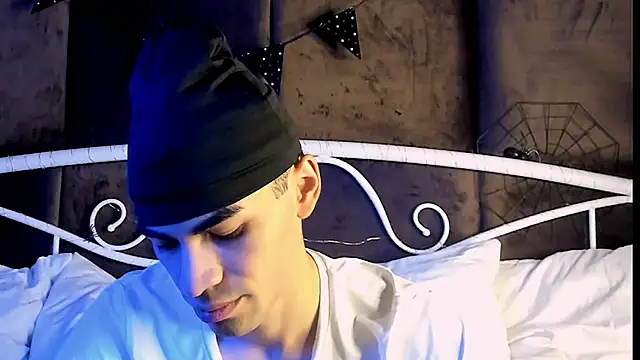 Snapshot of JaremyHarris chatting on 1, 11, 2025 JaremyHarris online show from 1, 11, 2025