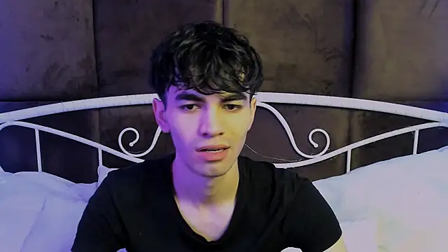 Snapshot of JaremyHarris chatting on 23, 11, 2025 JaremyHarris online show from 23, 11, 2025