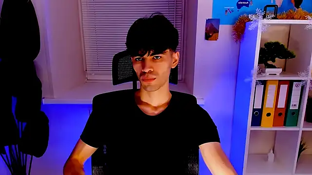 Snapshot of JaremyHarris chatting on 15, 12, 2025 JaremyHarris online show from 15, 12, 2025