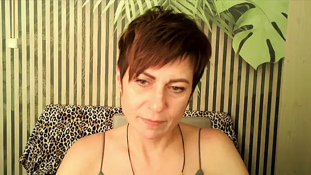 Ashley Brookss online show from 1, 10, 2025