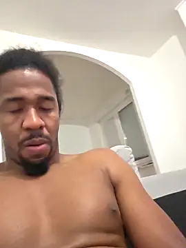 Snapshot of cracha chatting on 28, 10, 2025 cracha online show from 28, 10, 2025