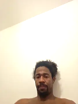 Snapshot of cracha chatting on 3, 12, 2025 cracha online show from 3, 12, 2025