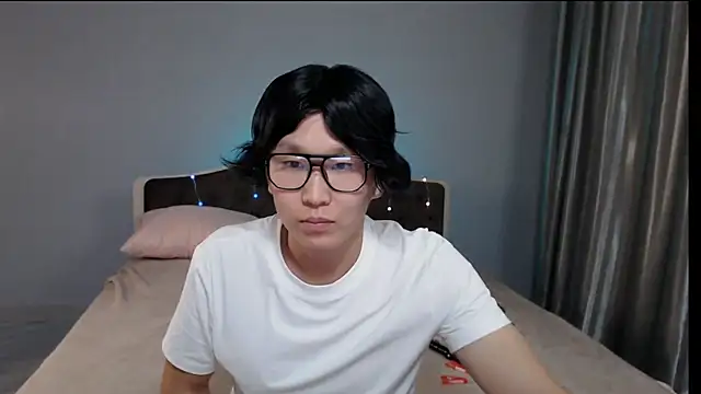 KaiChicken online show from 12, 10, 2025