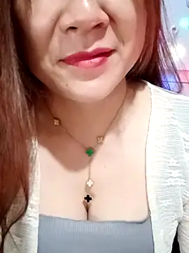 Snapshot of Moue-angel chatting on 17, 10, 2025 Moue-angel online show from 17, 10, 2025