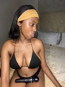 Snapshot of Sirah1 chatting on 12, 11, 2025 Sirah1 online show from 12, 11, 2025