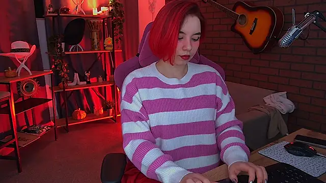 MarcelineChi online show from 5, 2, 2026