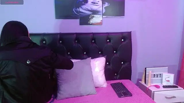 Snapshot of Jazmin_ny chatting on 27, 10, 2025 Jazmin ny online show from 27, 10, 2025