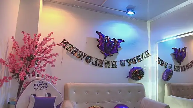 Gabriela milani online show from 27, 10, 2025