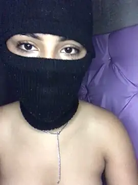 Snapshot of VANNESA_00 chatting on 16, 10, 2025 VANNESA 00 online show from 16, 10, 2025