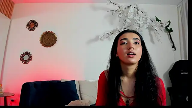 cloe taylor   online show from 2, 12, 2025