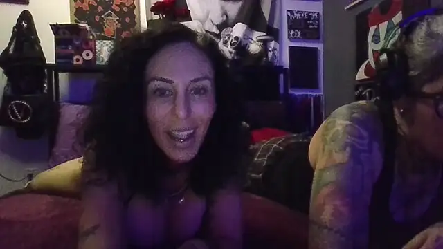 Snapshot of inkdhollow1 chatting on 20, 12, 2025 inkdhollow1 online show from 20, 12, 2025