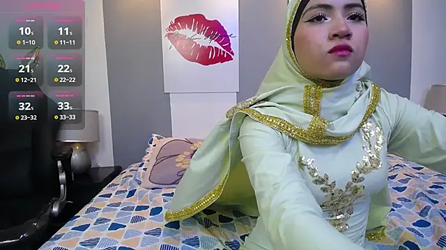 Snapshot of Neesha__ chatting on 23, 10, 2025 Neesha online show from 23, 10, 2025