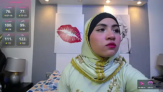 Snapshot of Neesha__ chatting on 8, 11, 2025 Neesha online show from 8, 11, 2025