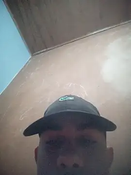 Snapshot of mestre637 chatting on 26, 10, 2025 mestre637 online show from 26, 10, 2025