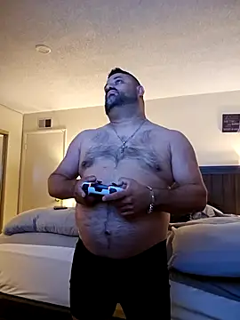 Snapshot of Roddog18 chatting on 20, 11, 2025 Roddog18 online show from 20, 11, 2025