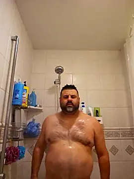 Snapshot of Roddog18 chatting on 26, 11, 2025 Roddog18 online show from 26, 11, 2025