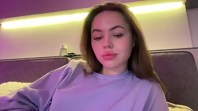 AlmaryKim online show from 5, 2, 2025