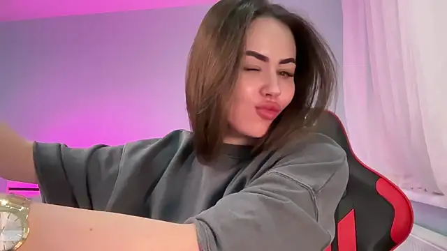 AlmaryKim online show from 18, 2, 2025