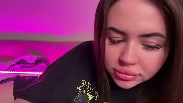 AlmaryKim online show from 18, 11, 2025