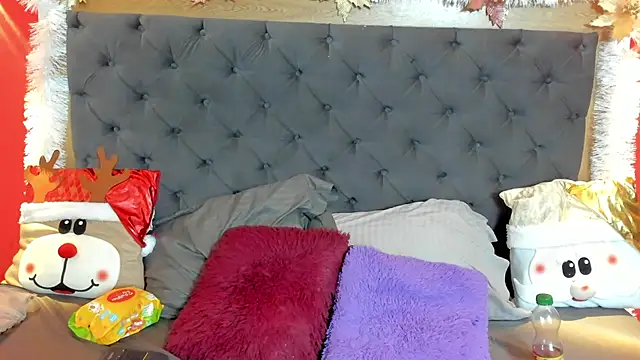 Xiomara Stwart online show from 21, 11, 2025