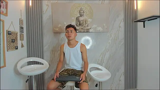 VERY HOT GUYS online show from 16, 1, 2026