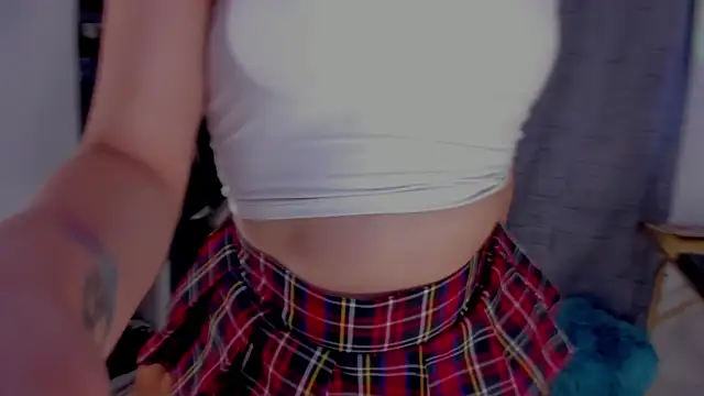 AmaruBloom online show from 1, 10, 2025