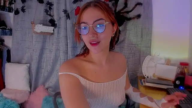 AmaruBloom online show from 23, 10, 2025