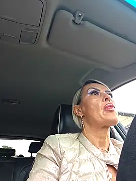 KirraWhite online show from 7, 11, 2025