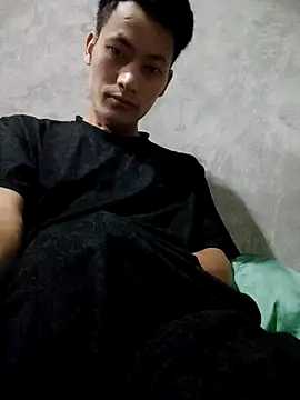 Snapshot of Uh-em95 chatting on 1, 10, 2025 Uh-em95 online show from 1, 10, 2025