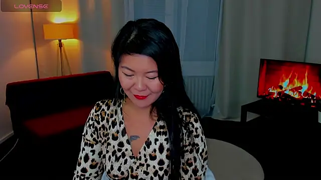 BeckySunday online show from 17, 10, 2025
