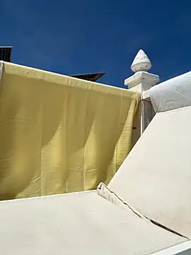 Martyca Beee online show from 17, 4, 2026