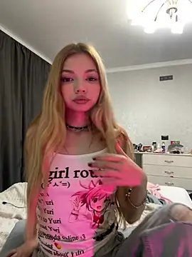 Snapshot of _Siennaaa_ chatting on 14, 2, 2026 Siennaaa online show from 14, 2, 2026