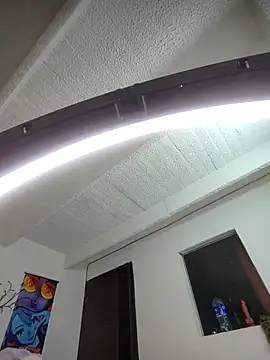 Snapshot of Bennuluspeach_ chatting on 20, 12, 2025 Bennuluspeach online show from 20, 12, 2025