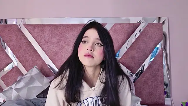 MeganR  online show from 25, 3, 2026