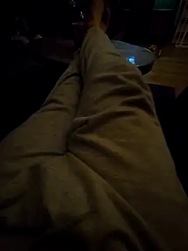 Snapshot of hot-brabo chatting on 8, 10, 2025 hot-brabo online show from 8, 10, 2025