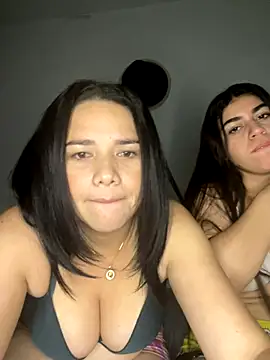 Snapshot of sindyy_01 chatting on 17, 10, 2025 sindyy 01 online show from 17, 10, 2025