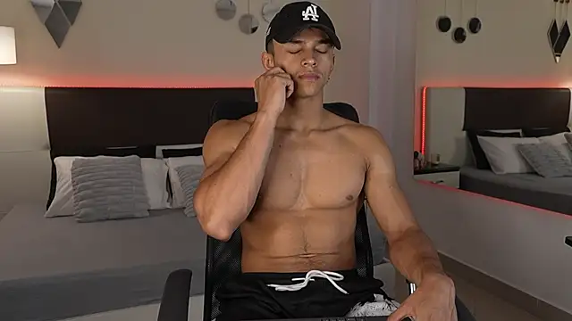 DanteeStone online show from 10, 10, 2025