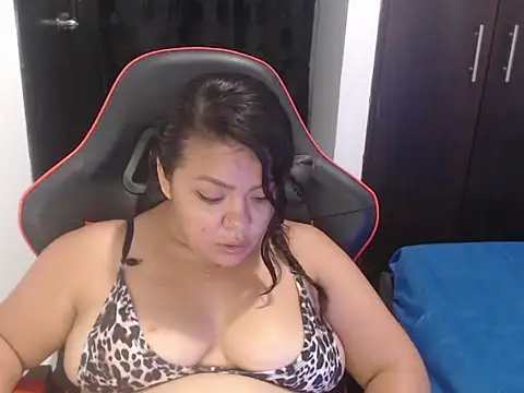 emily sexxx online show from 13, 10, 2025