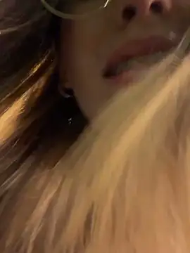 fanyabbey online show from 4, 3, 2026